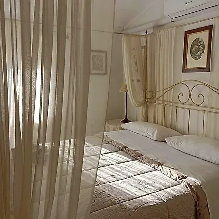La Casina Oda ve Kahvaltı